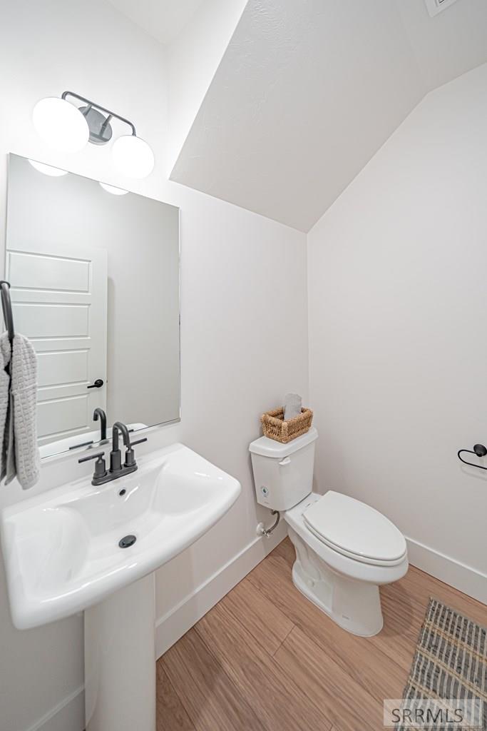 1234 Meadow Edge Ct Property Photo 24