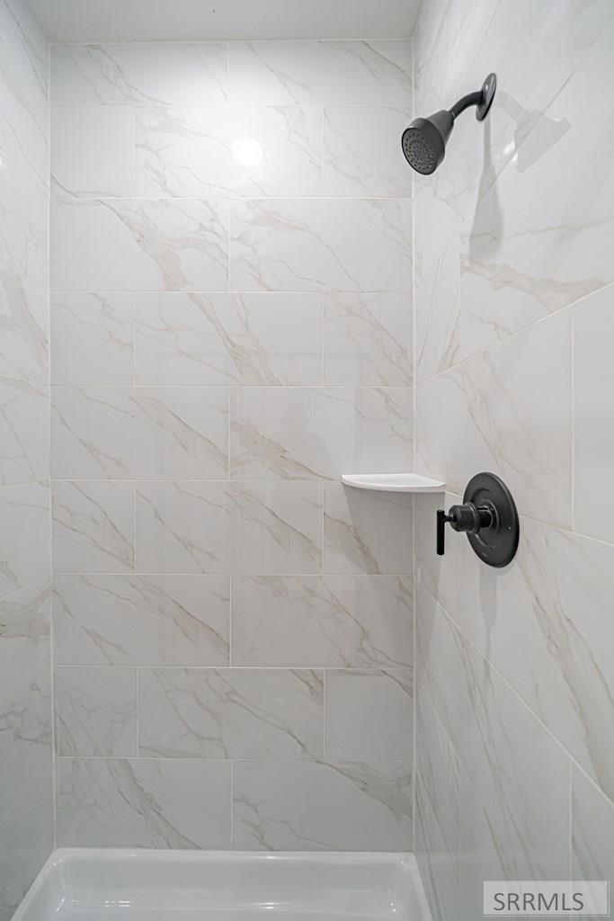 1234 Meadow Edge Ct Property Photo 35