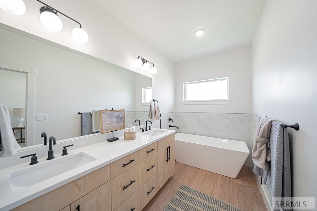 1234 Meadow Edge Ct Property Photo 38