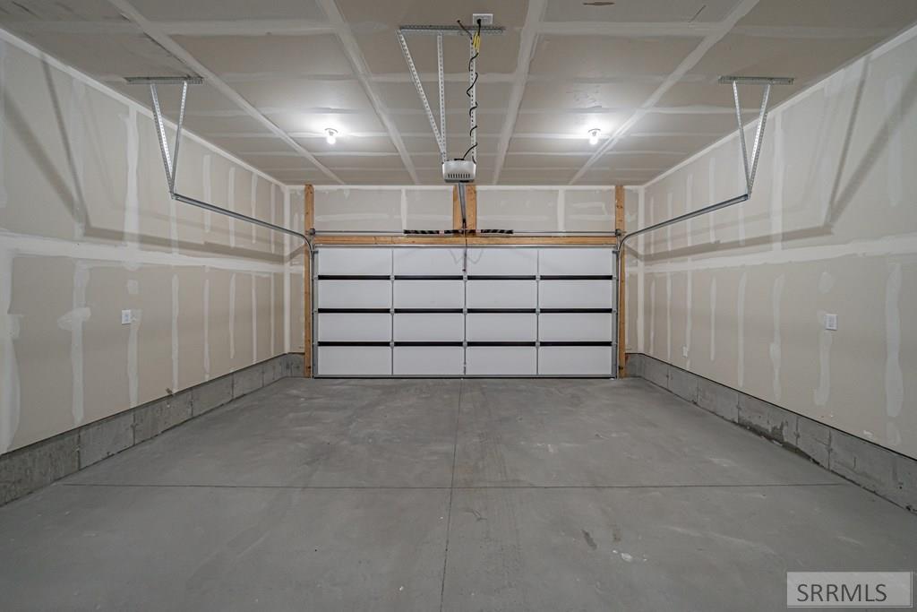 1234 Meadow Edge Ct Property Photo 53