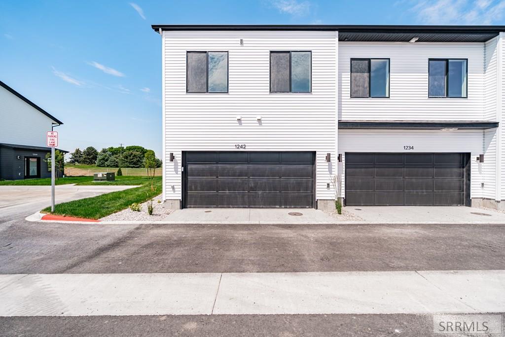 1234 Meadow Edge Ct Property Photo 54