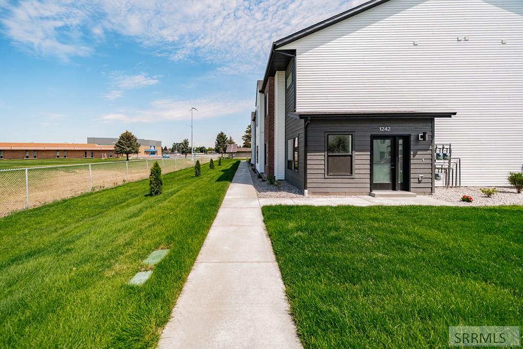 1234 Meadow Edge Ct Property Photo 66