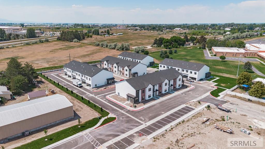 1234 Meadow Edge Ct Property Photo 71