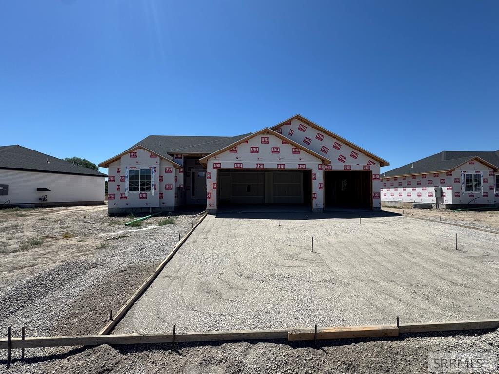 382 Kelton Way Property Photo 1