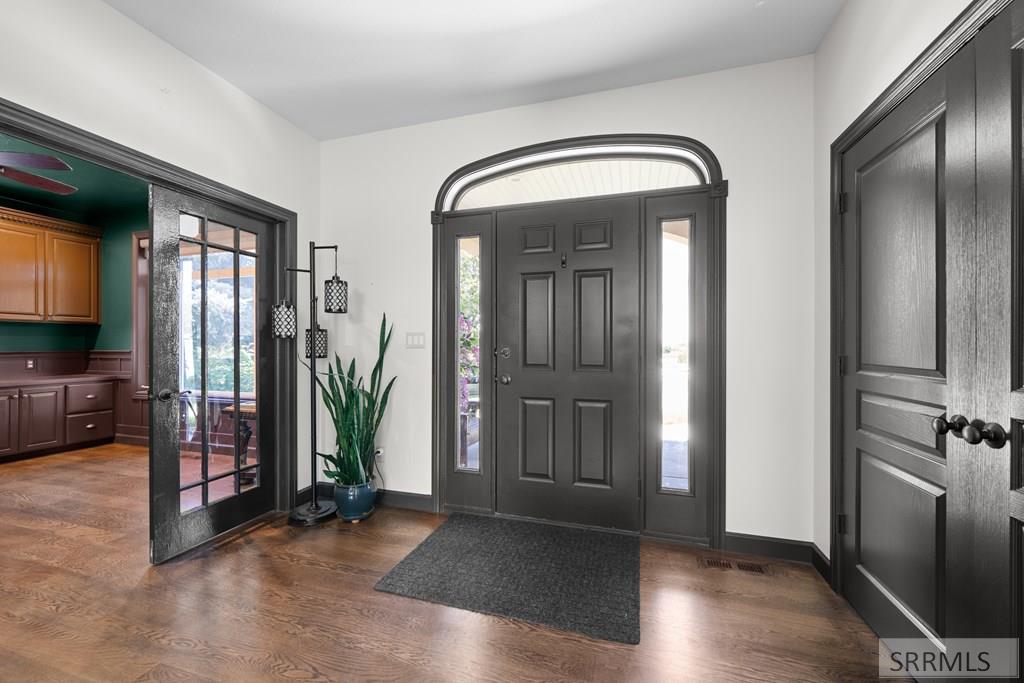 5700 S Solitude Lane Property Photo 4