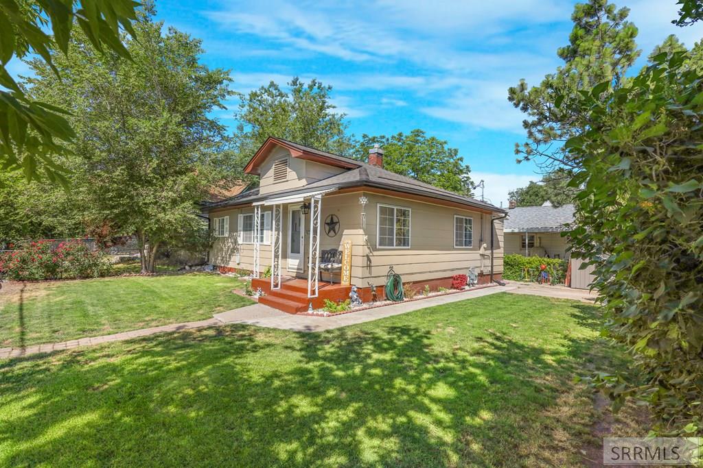 904 W Custer Street Property Photo 3