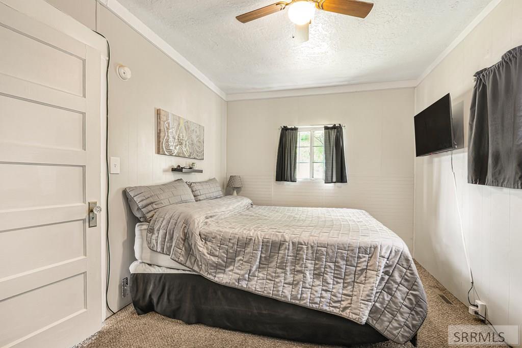 904 W Custer Street Property Photo 15