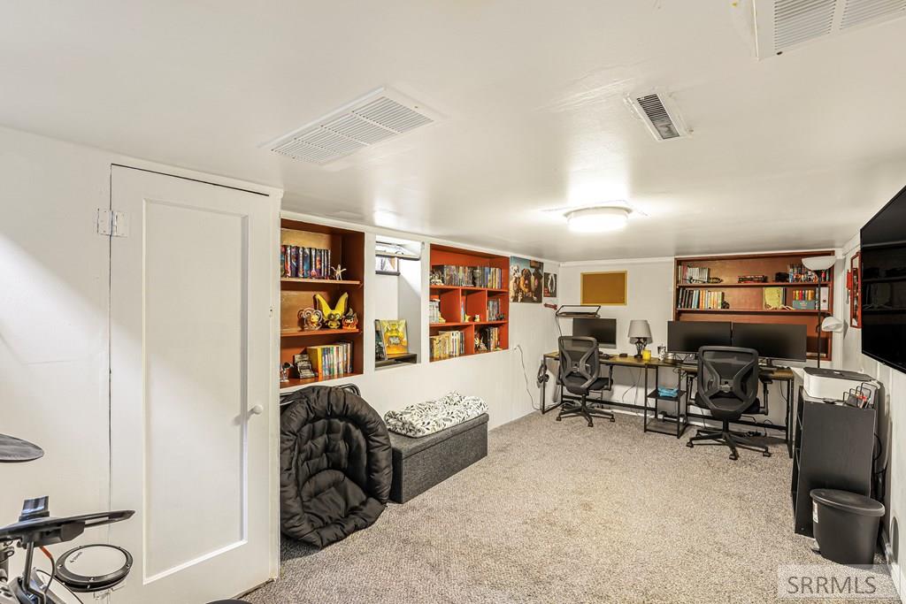 904 W Custer Street Property Photo 19