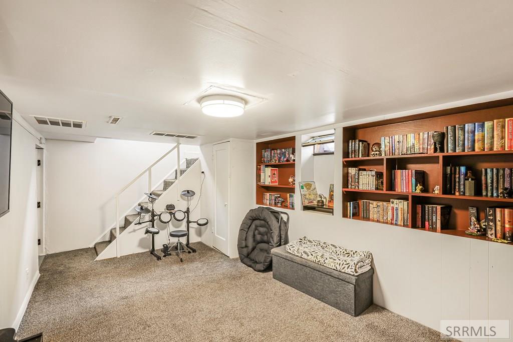 904 W Custer Street Property Photo 20