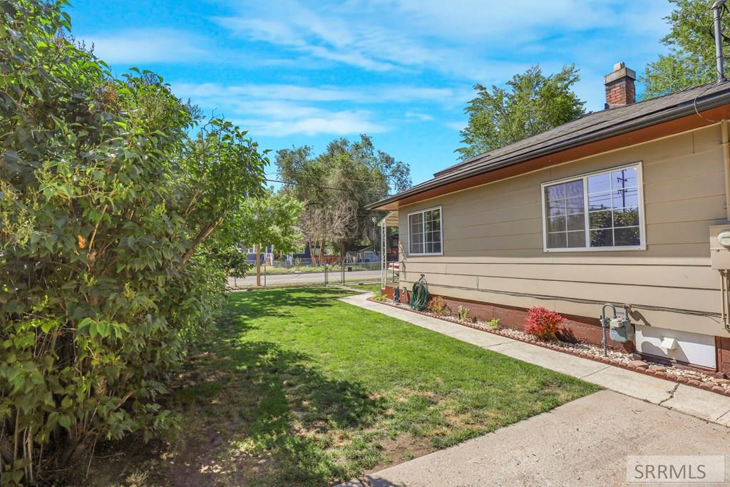 904 W Custer Street Property Photo 25