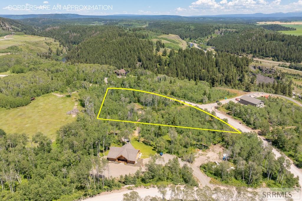 1603 Royal Coachman Drive Property Photo 3