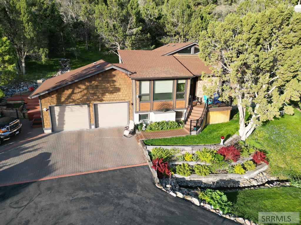 1325 Cedar Lake Road Property Photo 1