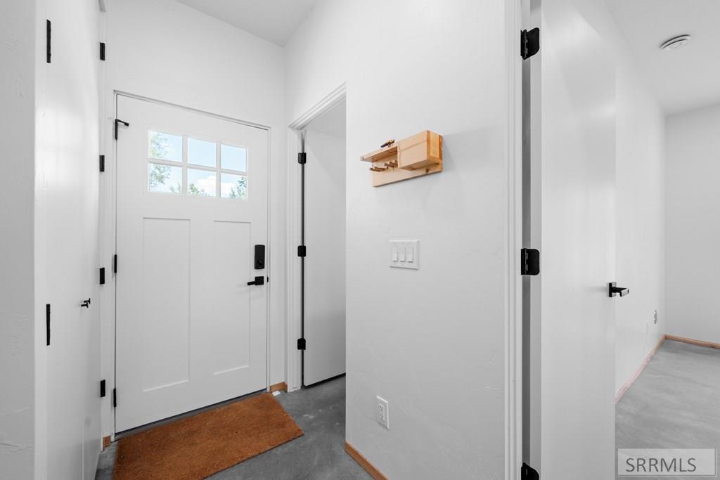 7885 Cottage Court Property Photo 12
