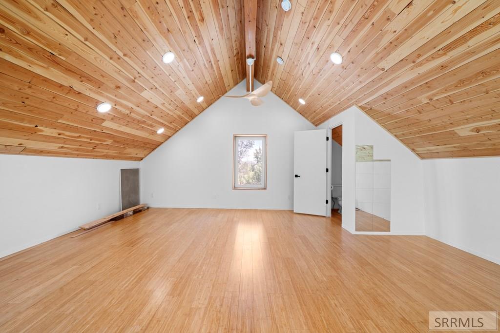 7885 Cottage Court Property Photo 25