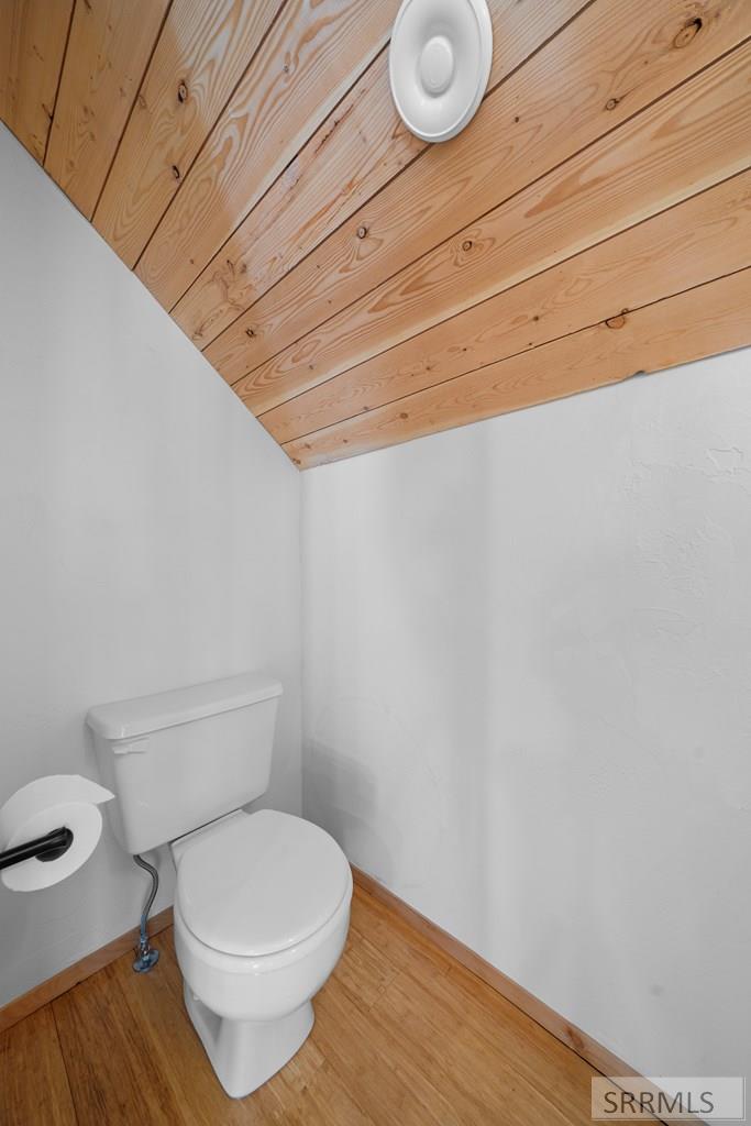 7885 Cottage Court Property Photo 27