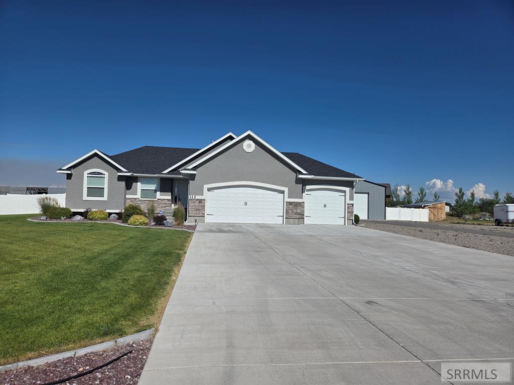 112 E 3845 E Property Photo 1