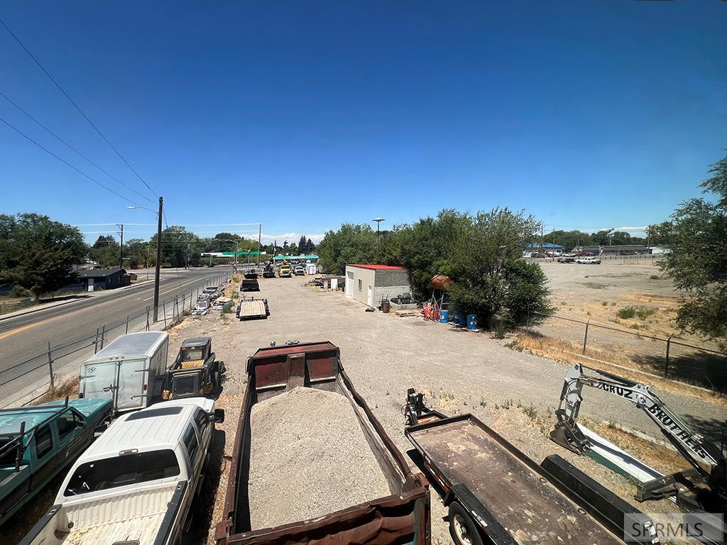 980 S Broadway Street Property Photo 1