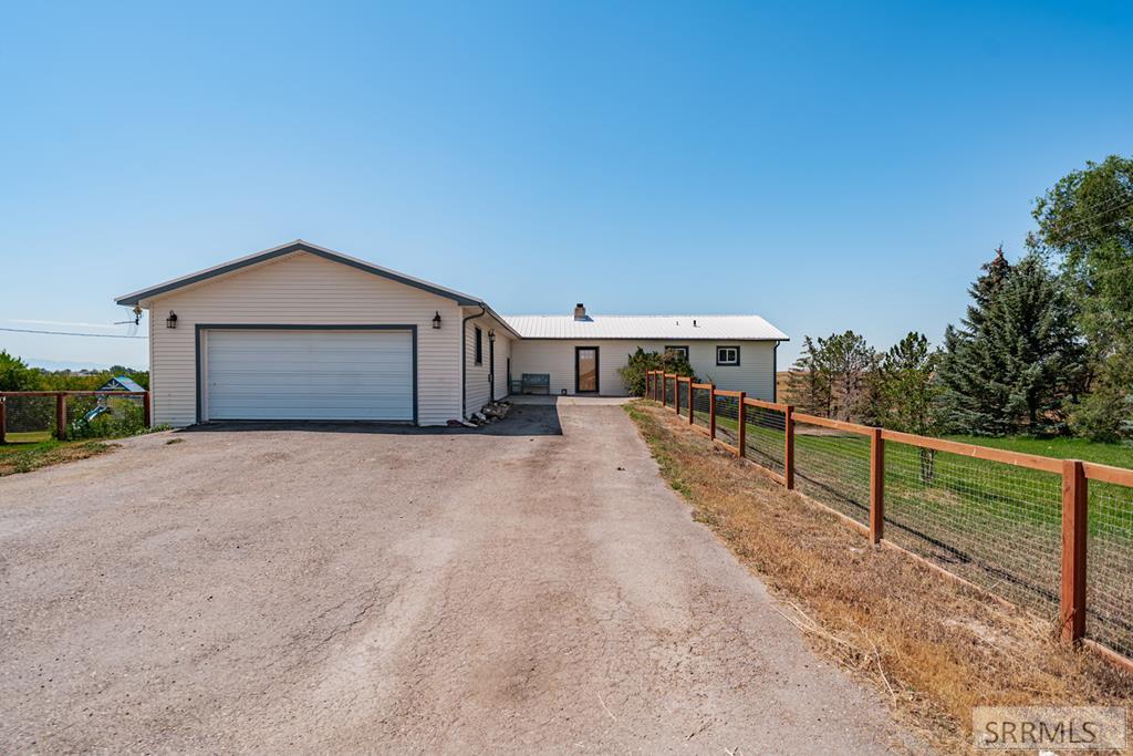 1235 W Hwy 26 Property Photo 1