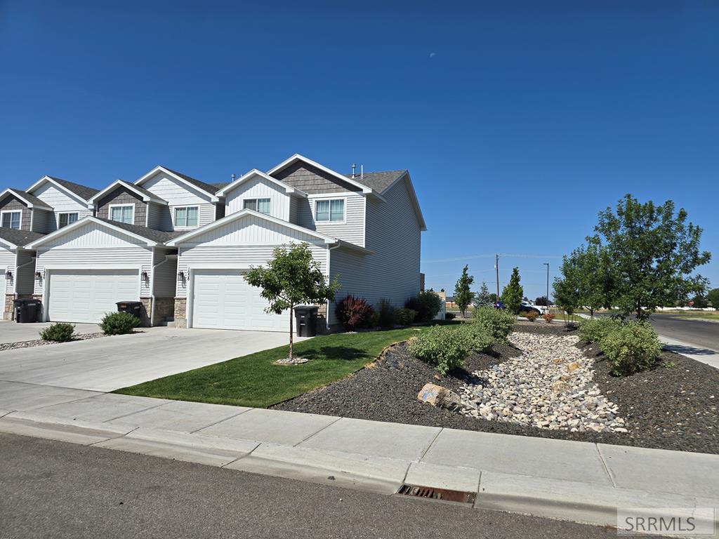 1038 Villa Vista Ln Property Photo 1