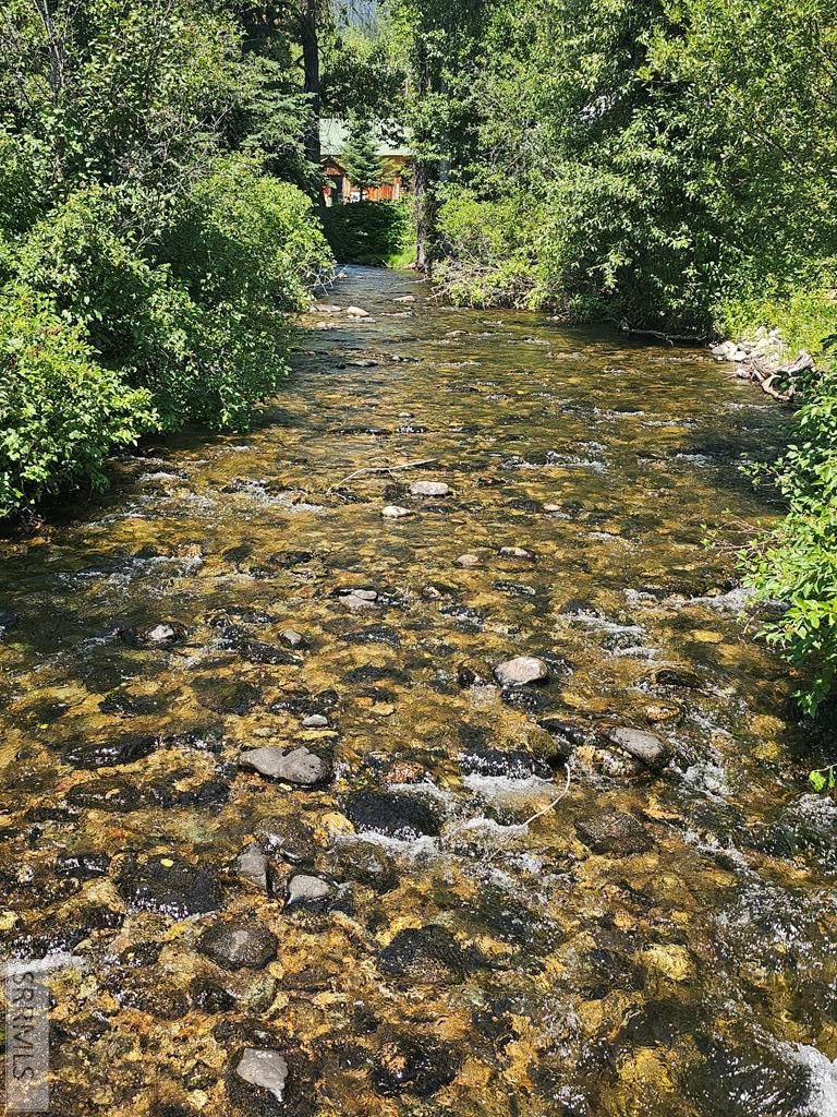 13 Hart Lane Property Photo 6