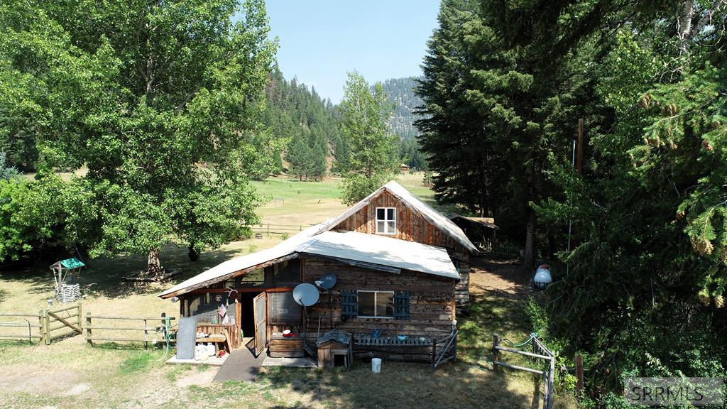 13 Hart Lane Property Photo 24