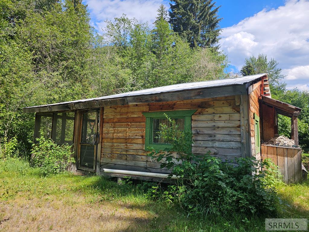 13 Hart Lane Property Photo 46