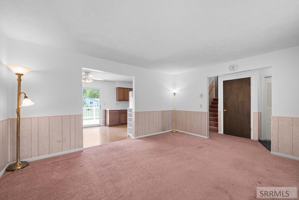 226 W Center Street Property Photo 7
