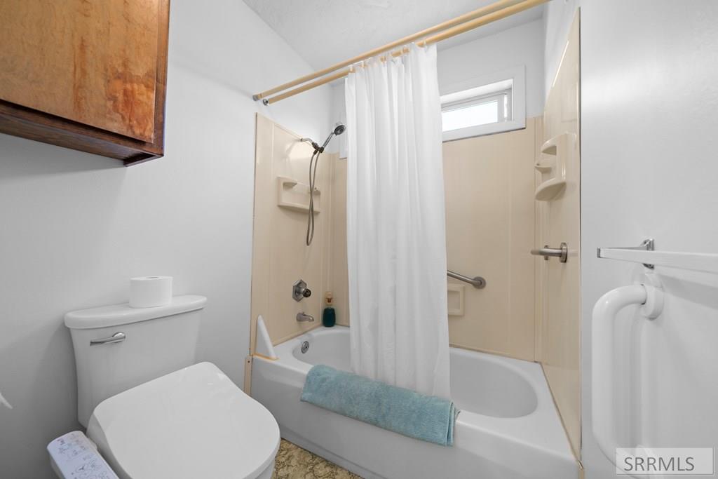226 W Center Street Property Photo 16