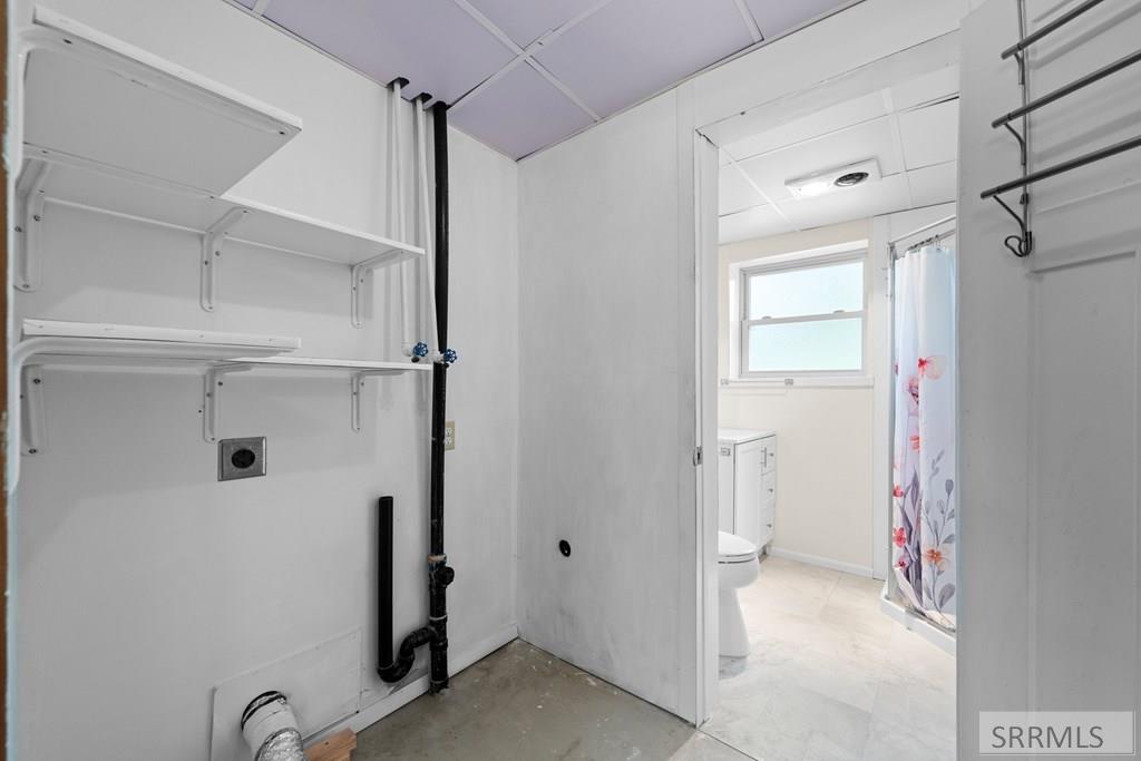 226 W Center Street Property Photo 28