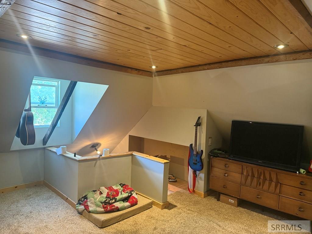 305 Bannock Avenue Property Photo 13