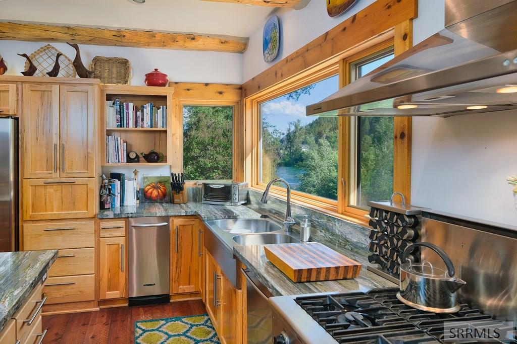169 Raven Road Property Photo 14