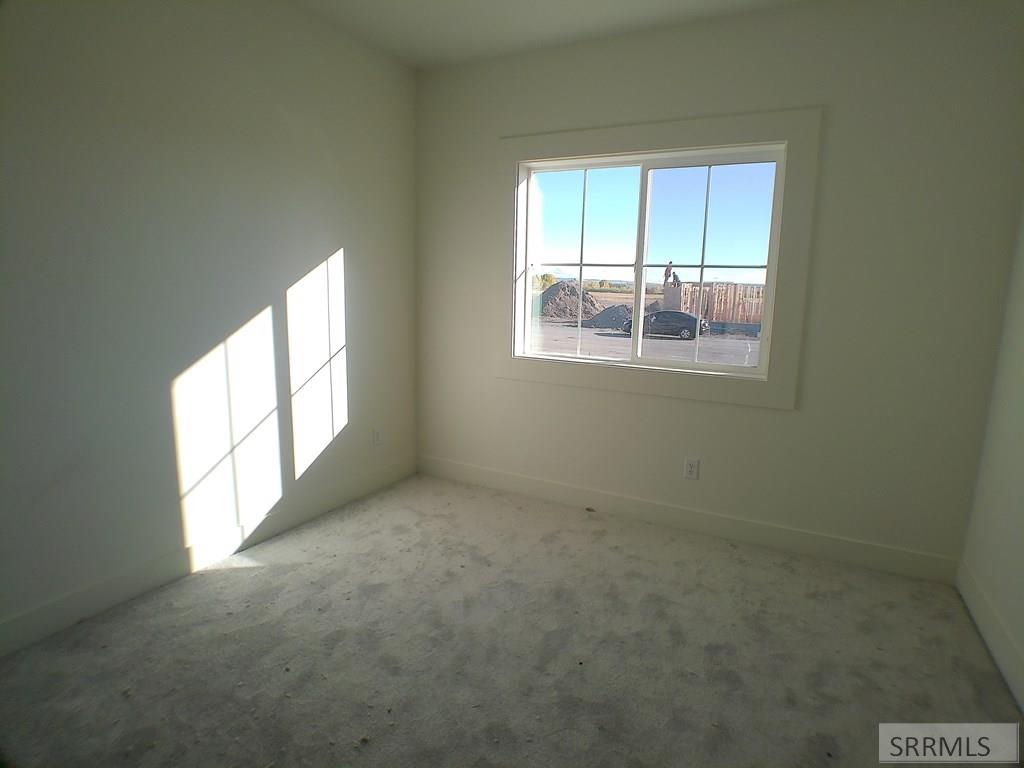 269 Poppy St Property Photo 14