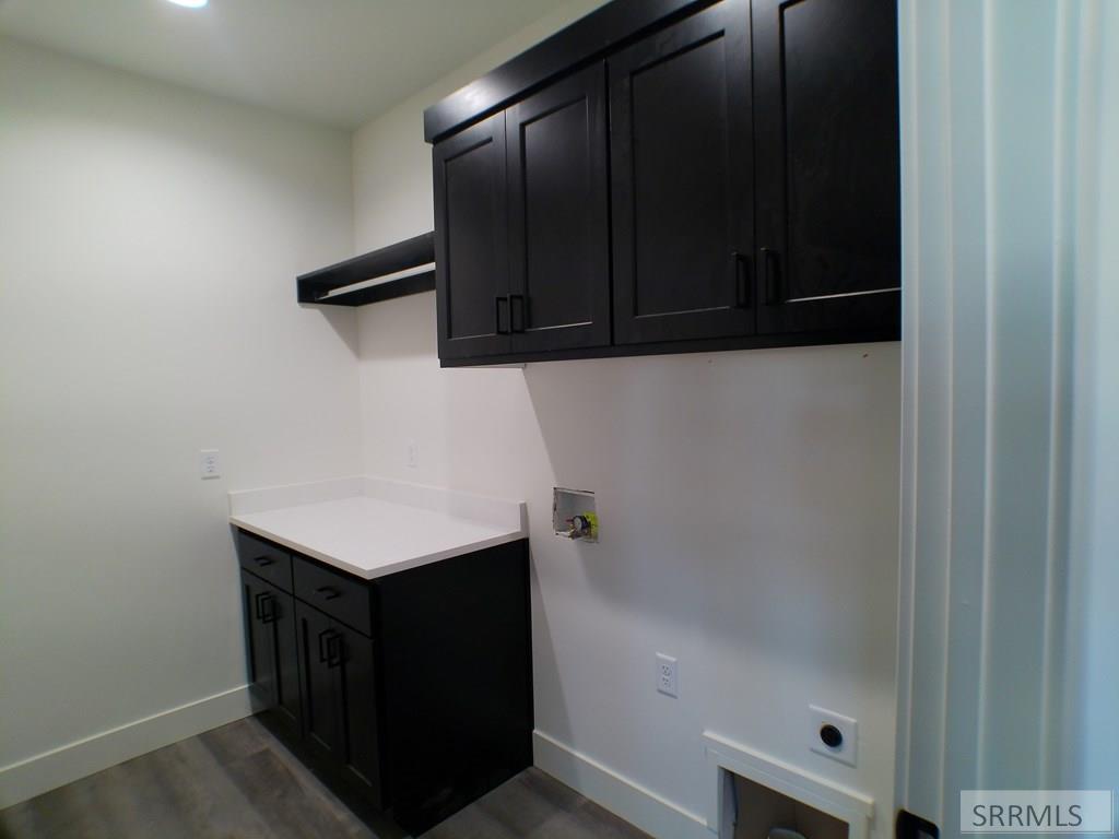 269 Poppy St Property Photo 33