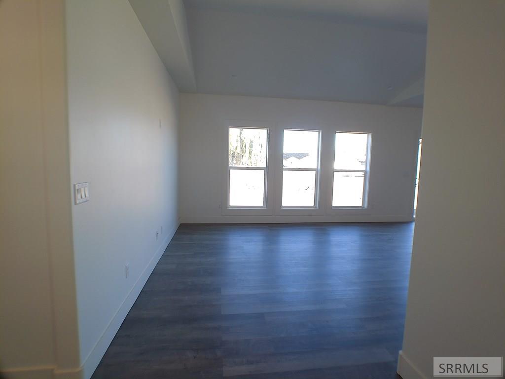 269 Poppy St Property Photo 38