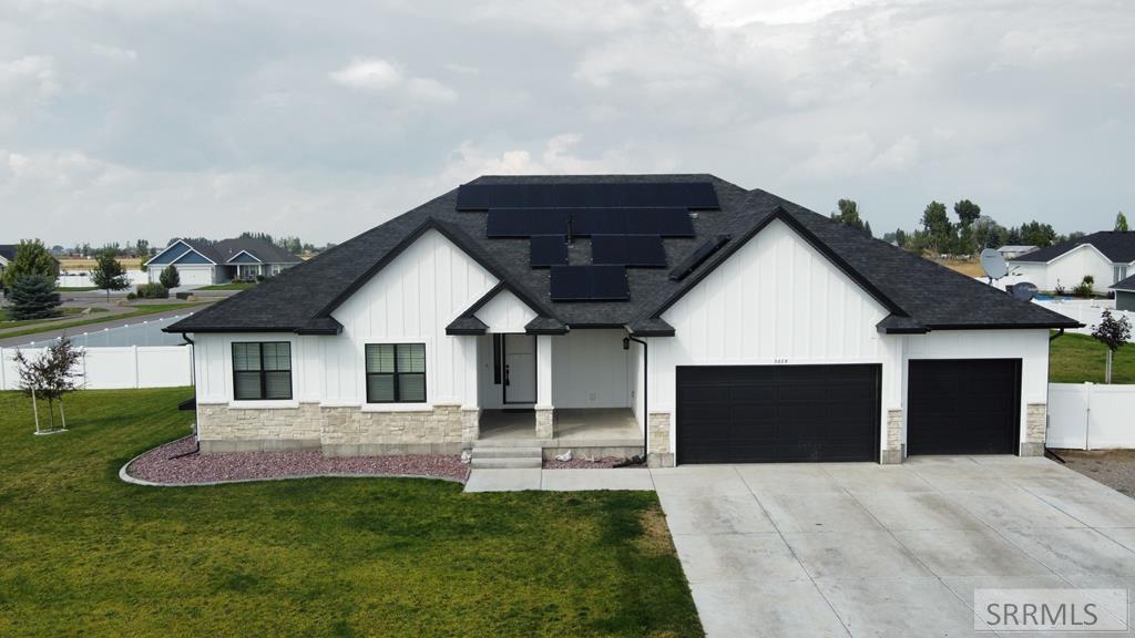 3689 E Autumn Heights Dr Property Photo 1