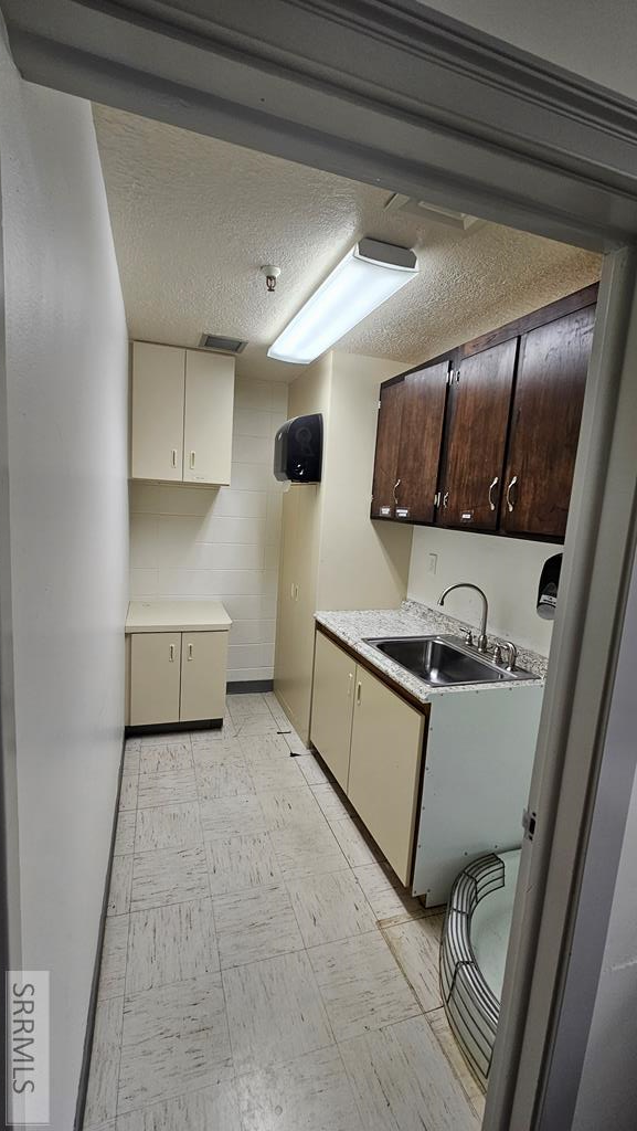 665 Anderson Property Photo 18