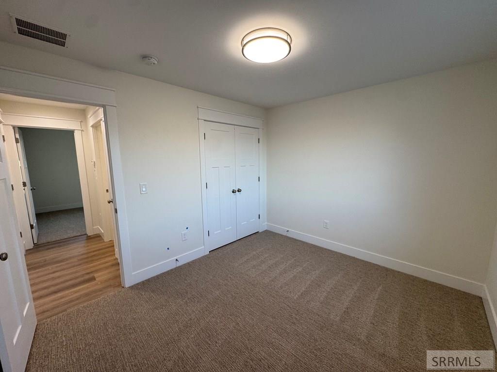 404 Kelton Circle Property Photo 13