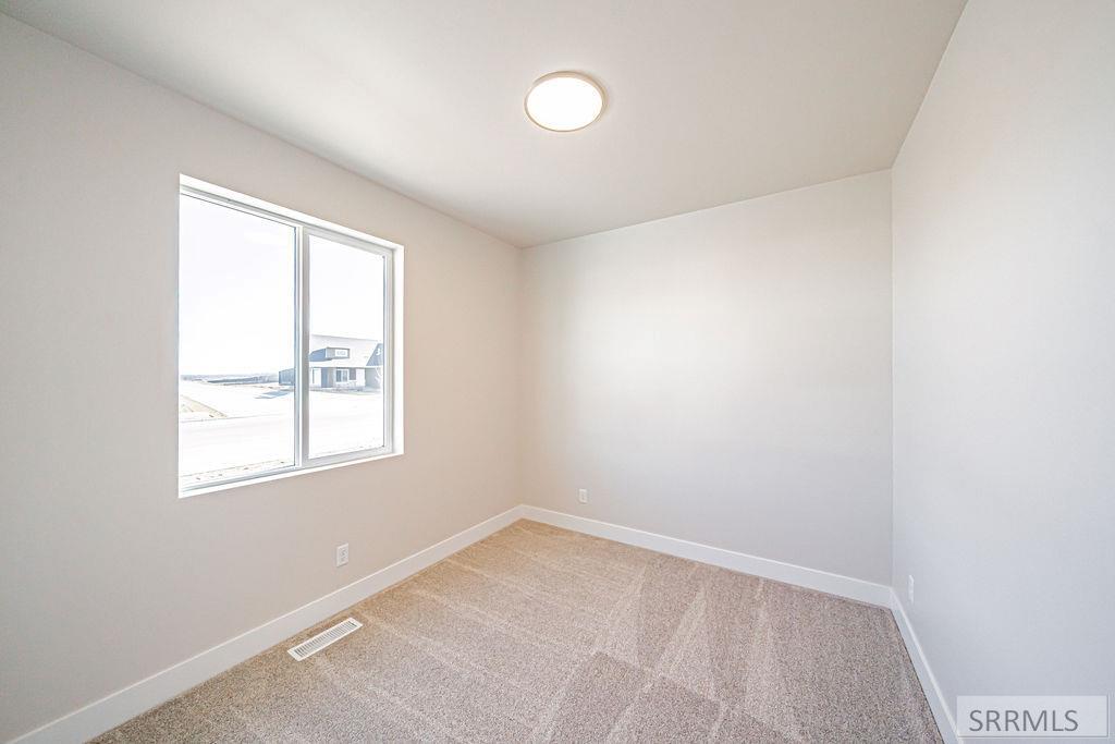 6395 Ender Ln Property Photo 7