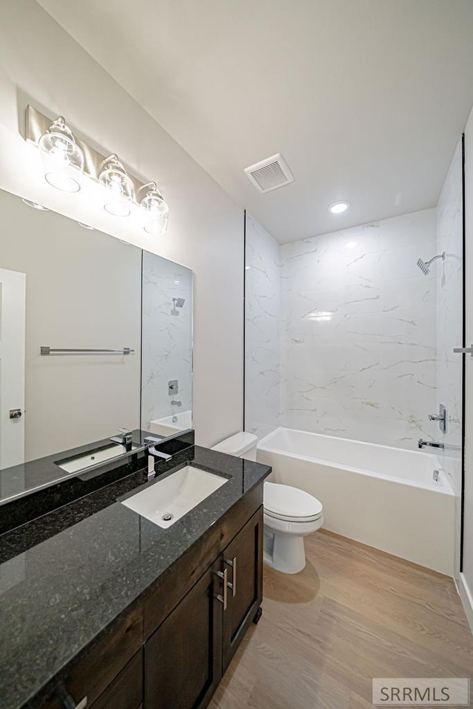 6395 Ender Ln Property Photo 11