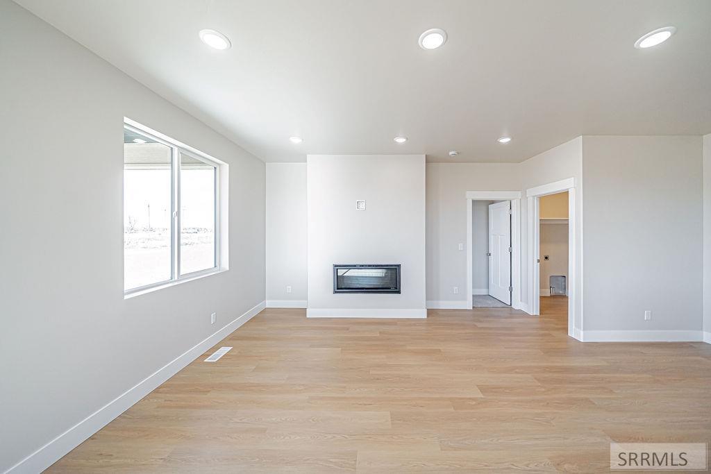 6395 Ender Ln Property Photo 14