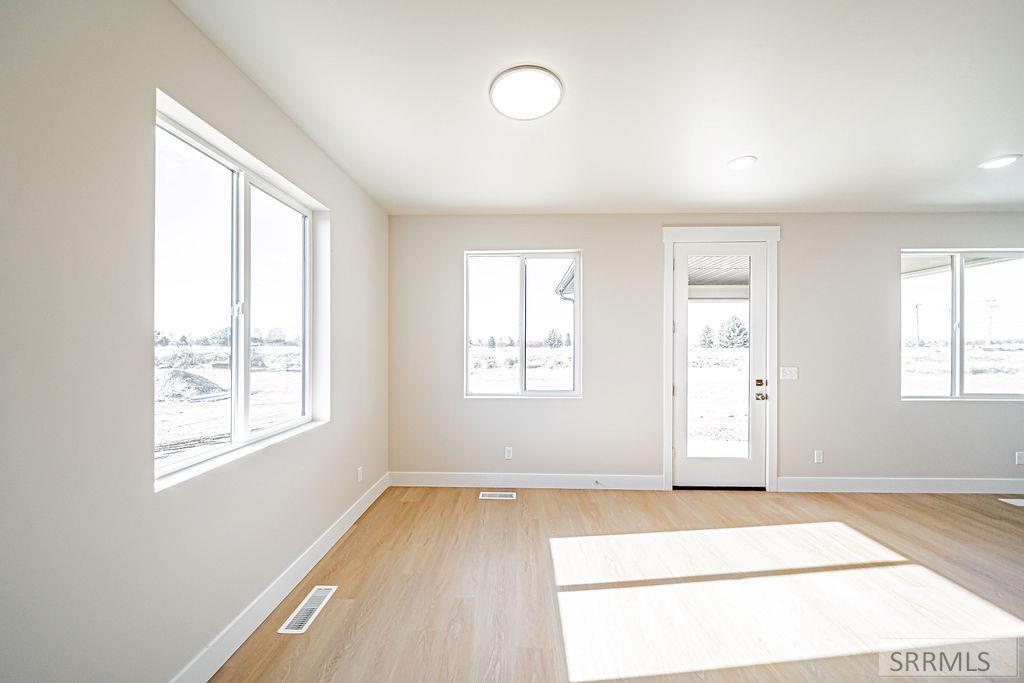6395 Ender Ln Property Photo 16