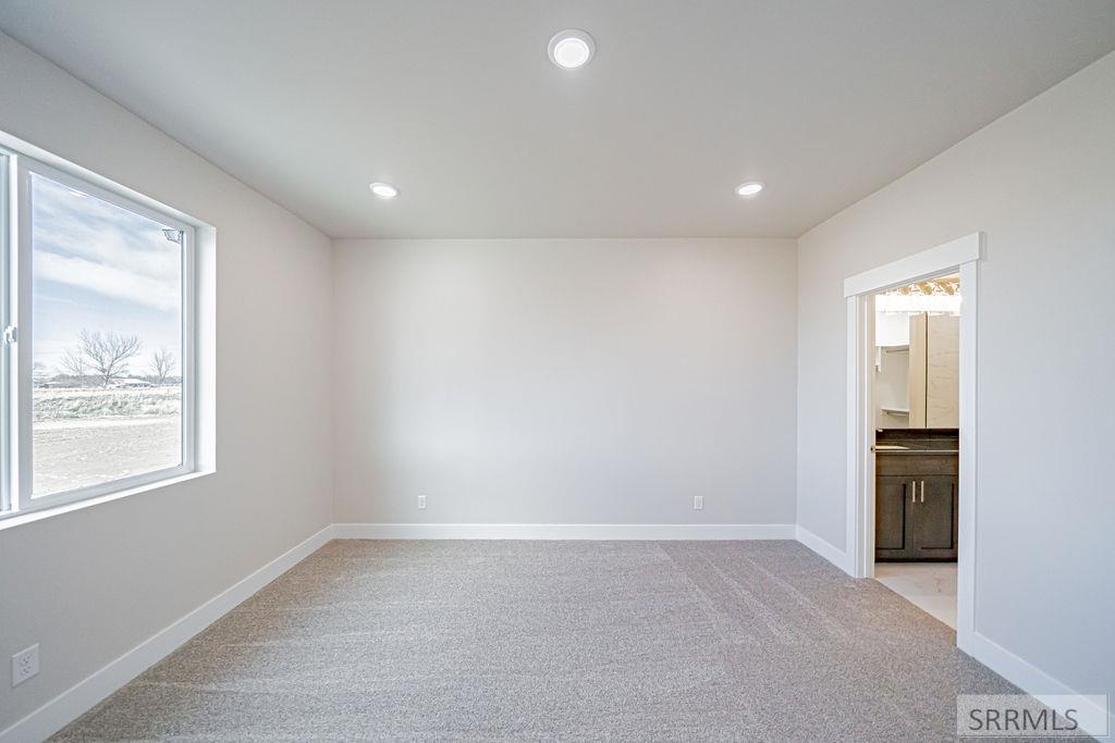 6395 Ender Ln Property Photo 25