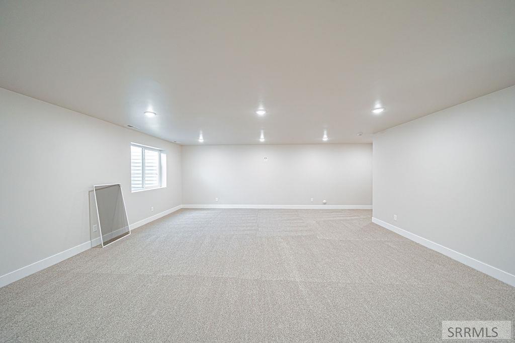 6395 Ender Ln Property Photo 33