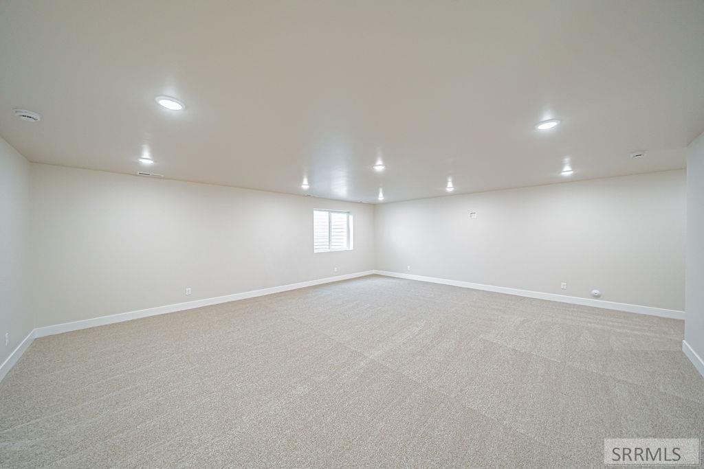 6395 Ender Ln Property Photo 34