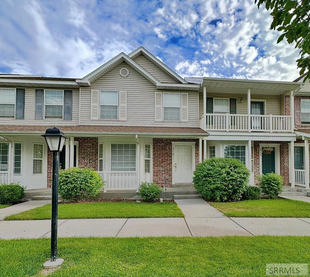 874 Liberty Lane Property Photo 1