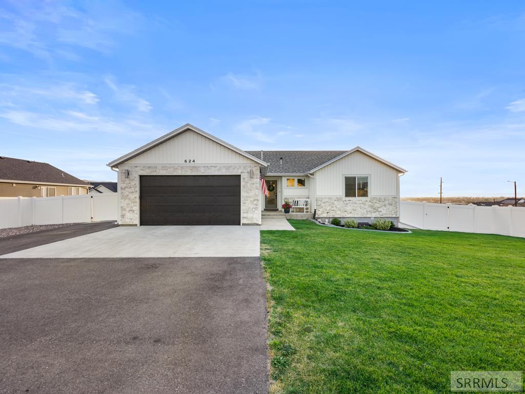 624 Rustic Road