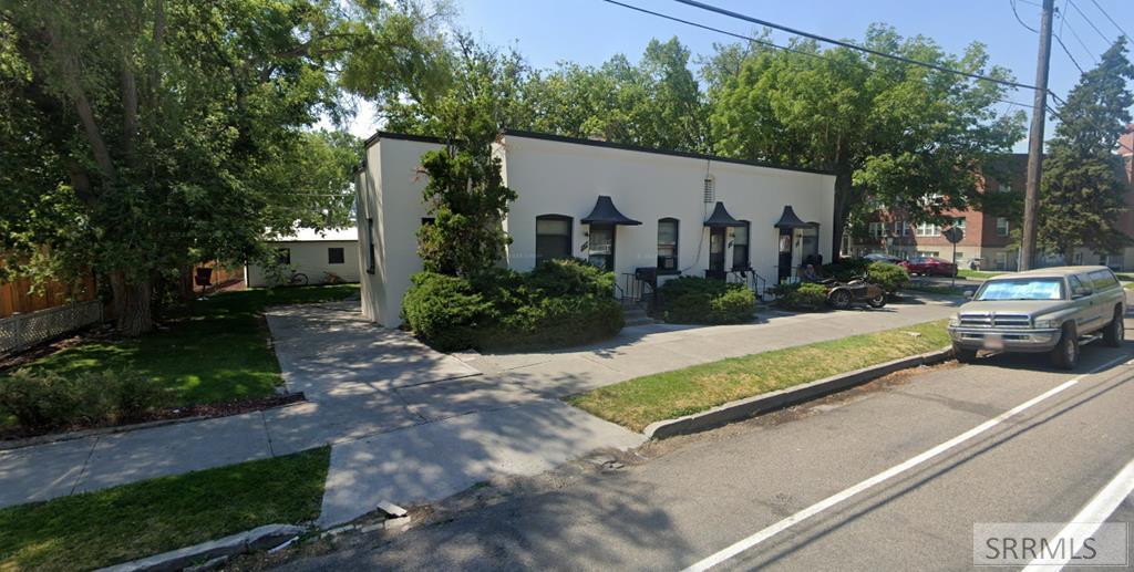 1220 S Boulevard Property Photo