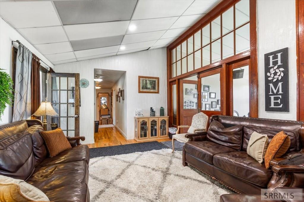 1052 E 129 N Property Photo 7