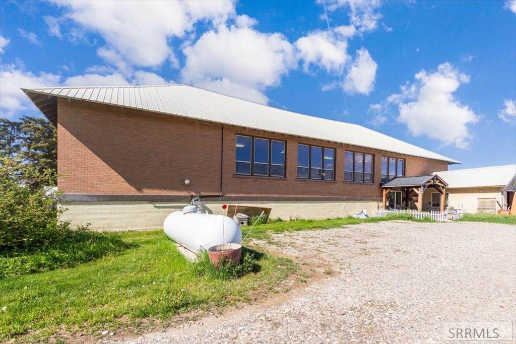 1052 E 129 N Property Photo 46