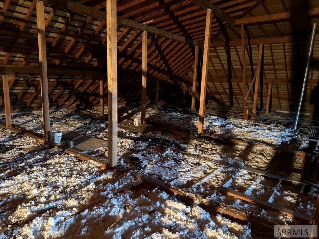 1052 E 129 N Property Photo 58